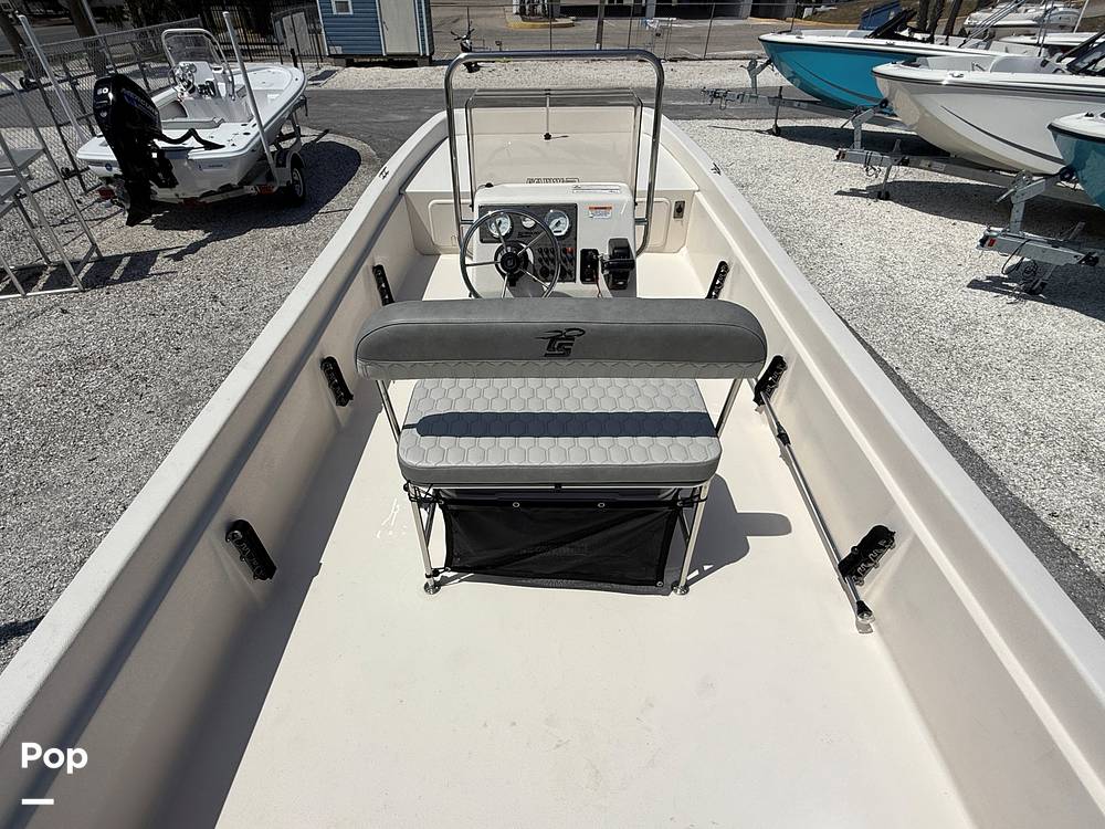 Slide: The Image of Carolina Skiff E21 DLX 2024 - 15395210