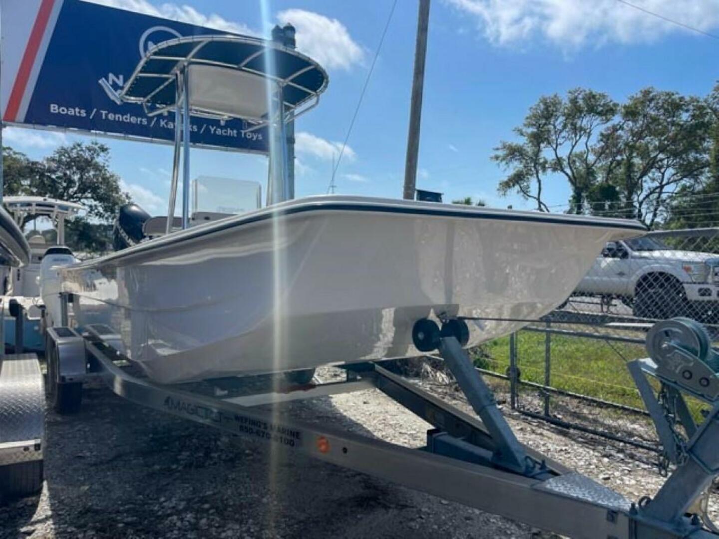Slide: The Image of Carolina Skiff E24 DLX CC 2024 - 4658313