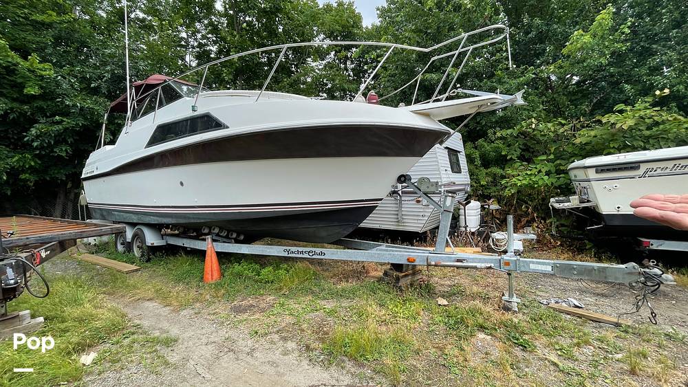 Slide: The Image of Carver 2757 Montego Dual Cabin 1987 - 10968298