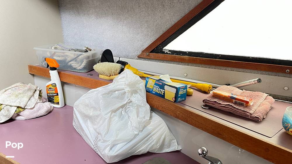 Slide: The Image of Carver 2757 Montego Dual Cabin 1987 - 10967775