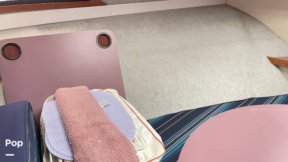 Slide: The Image of Carver 2757 Montego Dual Cabin 1987 - 10967791