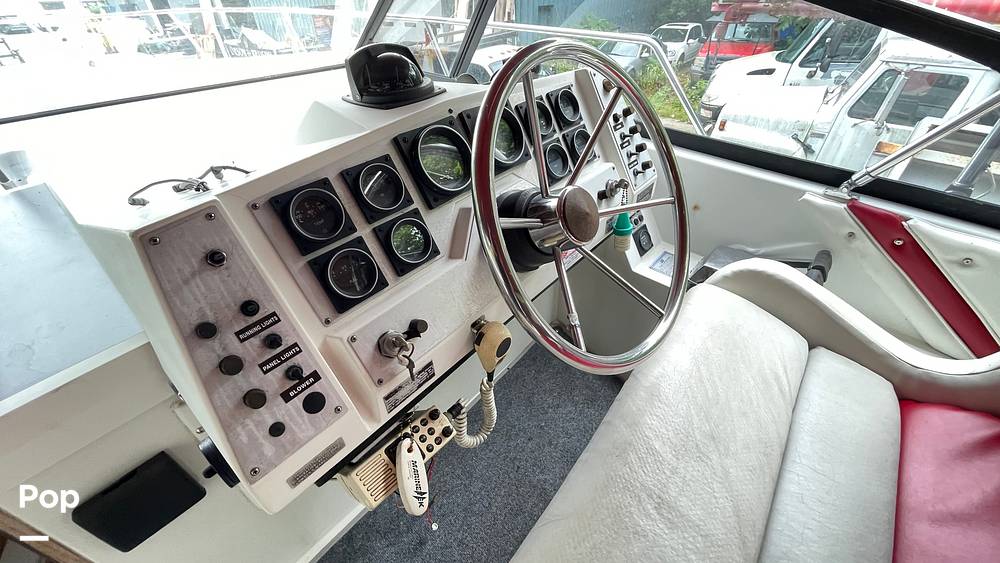 Slide: The Image of Carver 2757 Montego Dual Cabin 1987 - 10967815