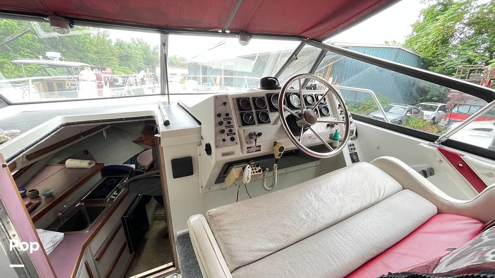 Slide: The Image of Carver 2757 Montego Dual Cabin 1987 - 10967821