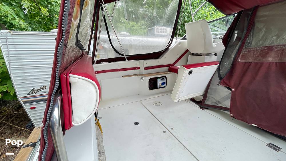 Slide: The Image of Carver 2757 Montego Dual Cabin 1987 - 10967849