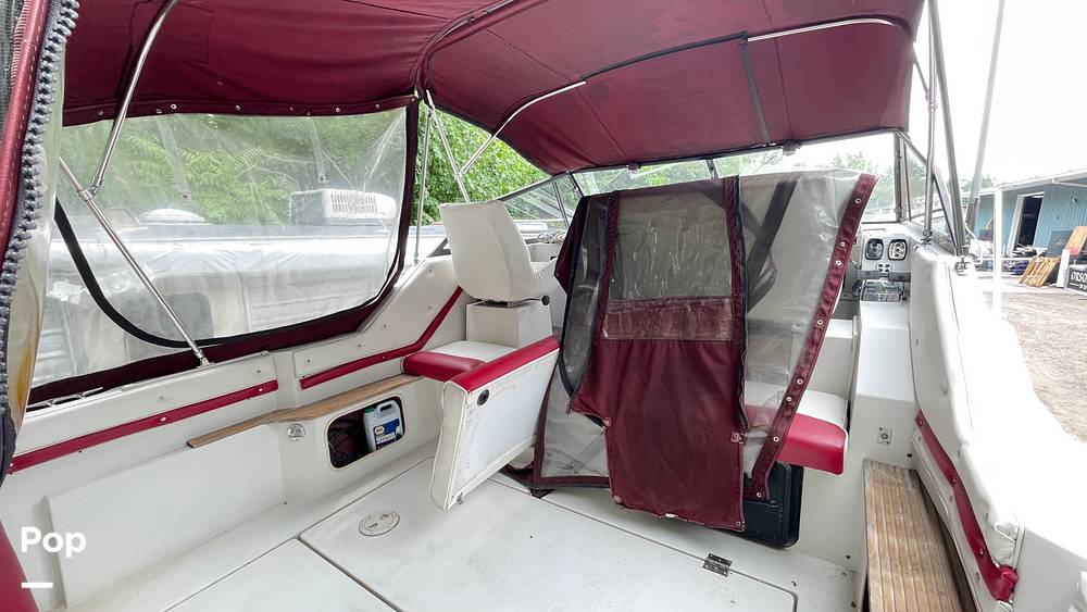Slide: The Image of Carver 2757 Montego Dual Cabin 1987 - 10968260