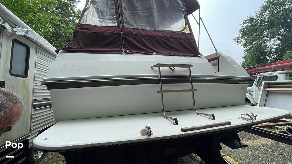 Slide: The Image of Carver 2757 Montego Dual Cabin 1987 - 10968288