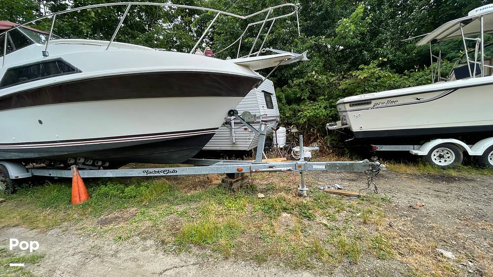 Slide: The Image of Carver 2757 Montego Dual Cabin 1987 - 10968296
