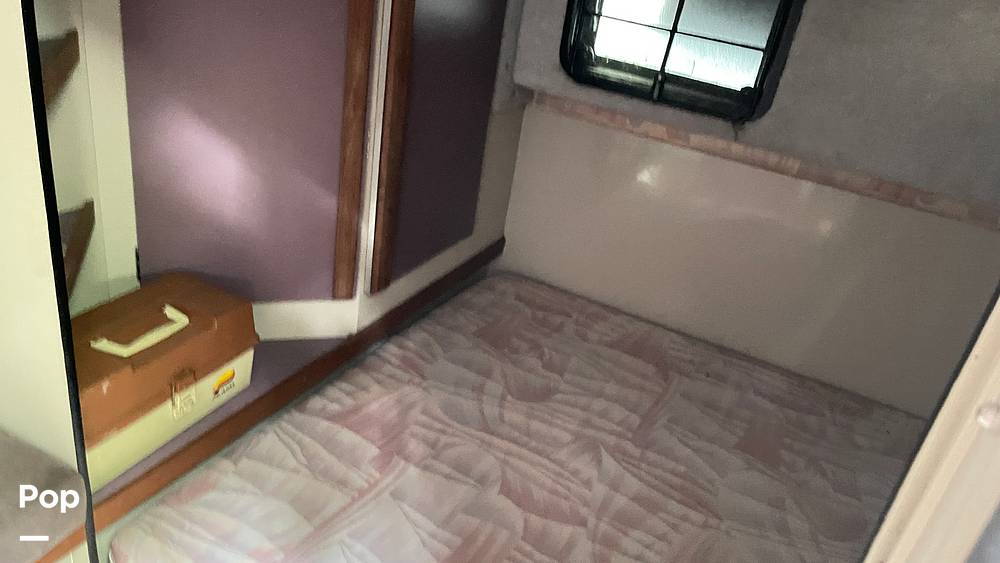 Slide: The Image of Carver 2757 Montego Dual Cabin 1987 - 10967731