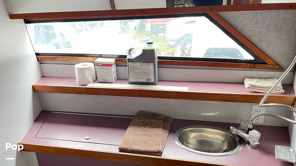 Slide: The Image of Carver 2757 Montego Dual Cabin 1987 - 10967771