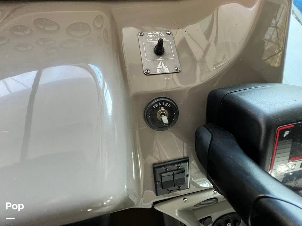 Slide: The Image of Carver 310 Express 1997 - 15289467