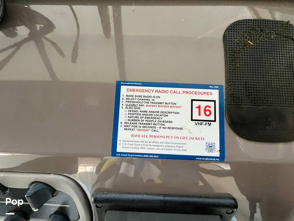 Slide: The Image of Carver 310 Express 1997 - 15289468