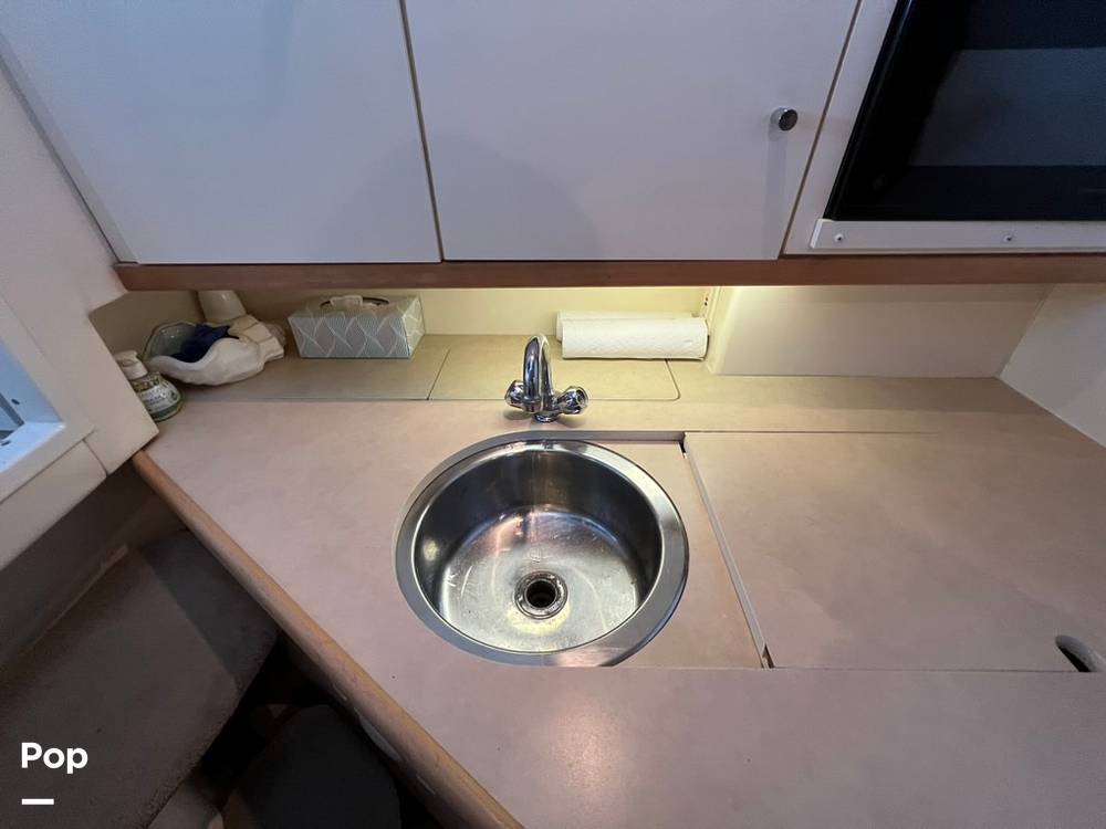 Slide: The Image of Carver 310 Express 1997 - 15340658