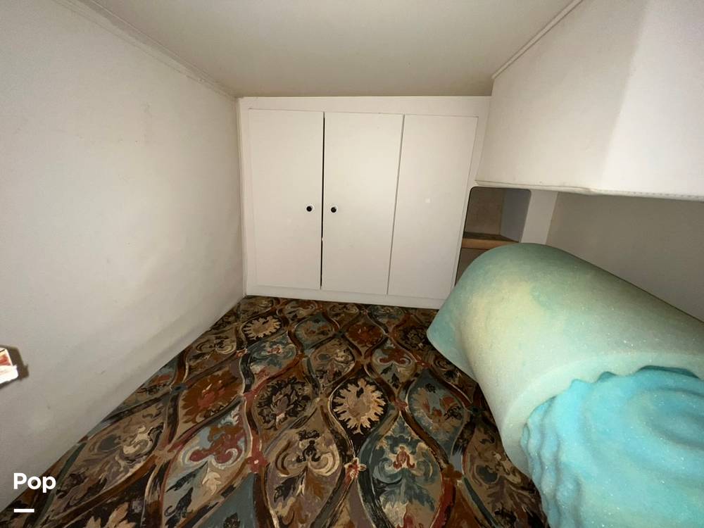 Slide: The Image of Carver 310 Express 1997 - 15340680