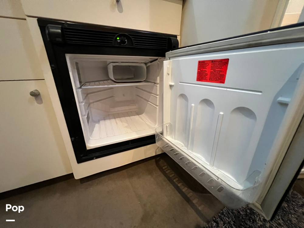 Slide: The Image of Carver 310 Express 1997 - 15340682