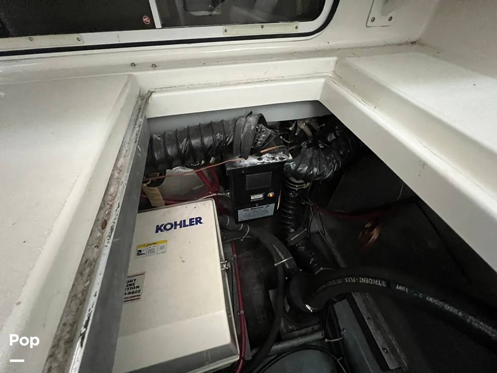 Slide: The Image of Carver 310 Express 1997 - 15340689