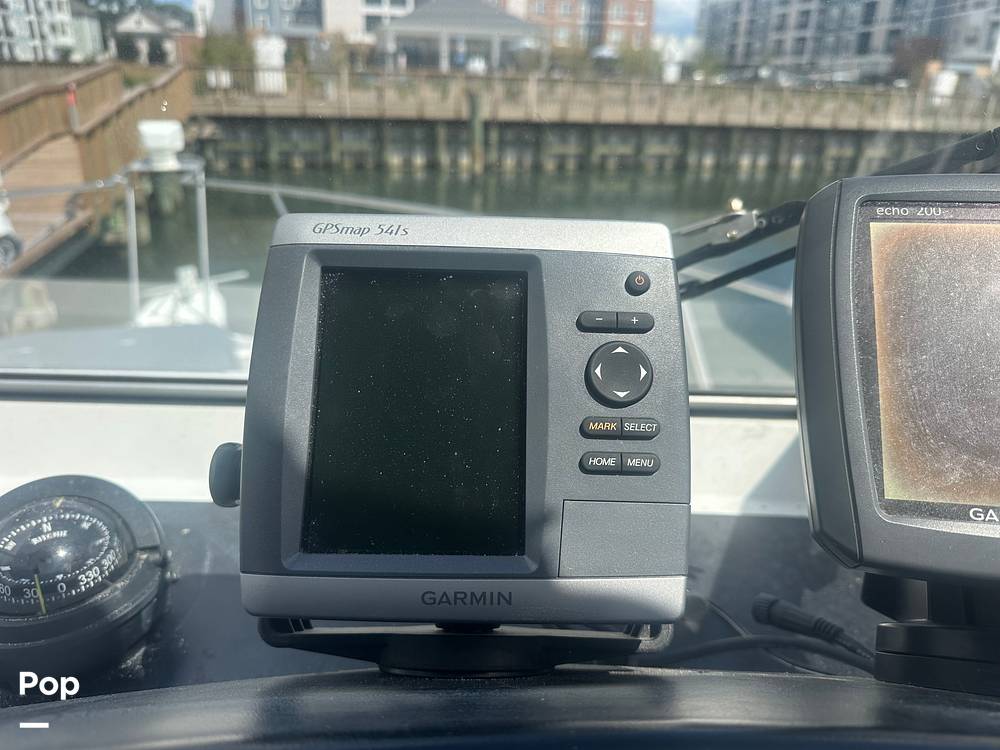 Slide: The Image of Carver 330 Mariner. 1996 - 15813854