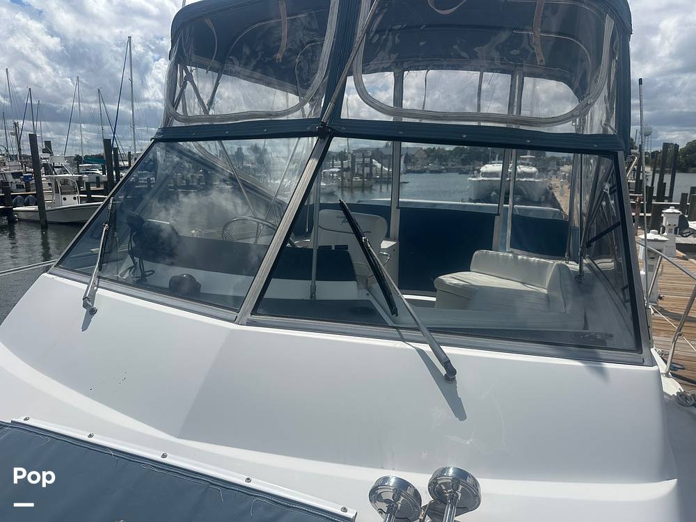 Slide: The Image of Carver 330 Mariner. 1996 - 15813889