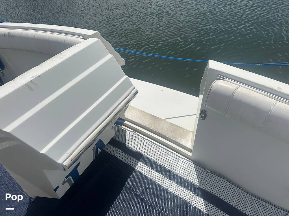 Slide: The Image of Carver 330 Mariner. 1996 - 15813900