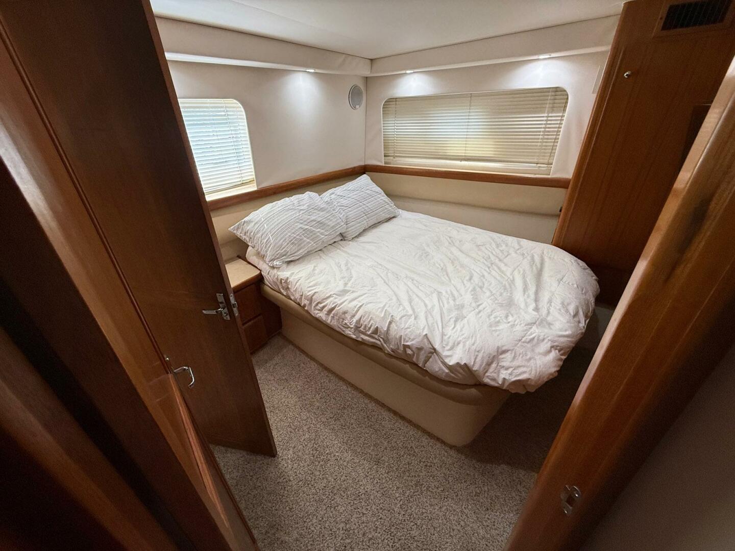 Slide: The Image of Carver 355 - Main Ship Aft Cabin 1997 - 5451763