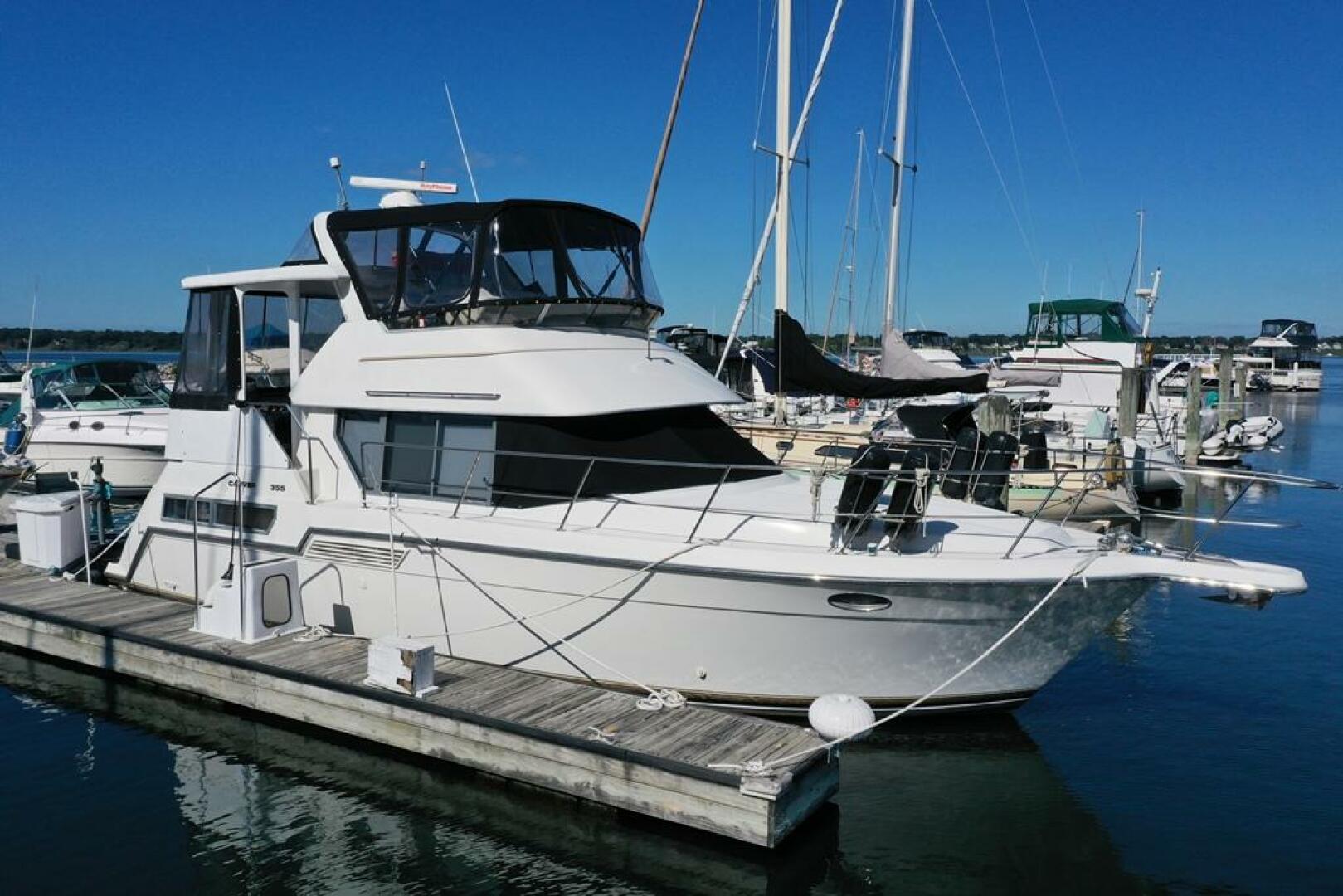 Slide: The Image of Carver 355 Aft Cabin 1995 - 4721441