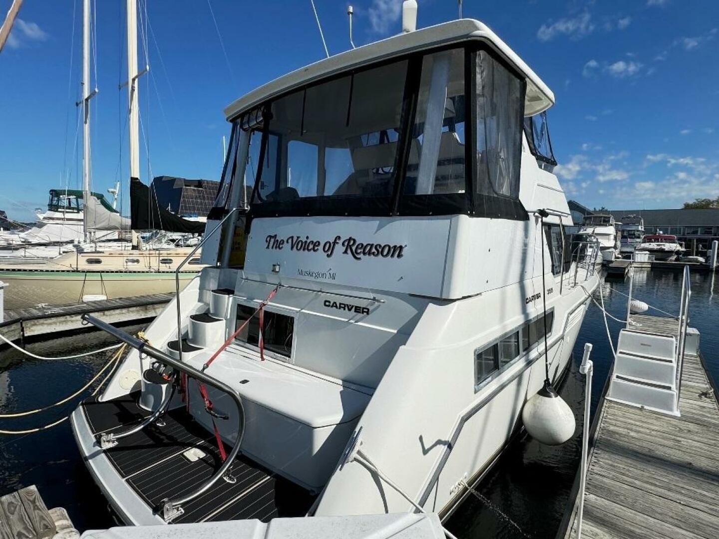 Slide: The Image of Carver 355 Aft Cabin 1995 - 4721459