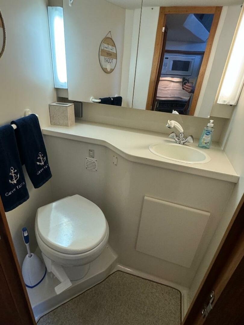 Slide: The Image of Carver 355 Aft Cabin 1995 - 4721460