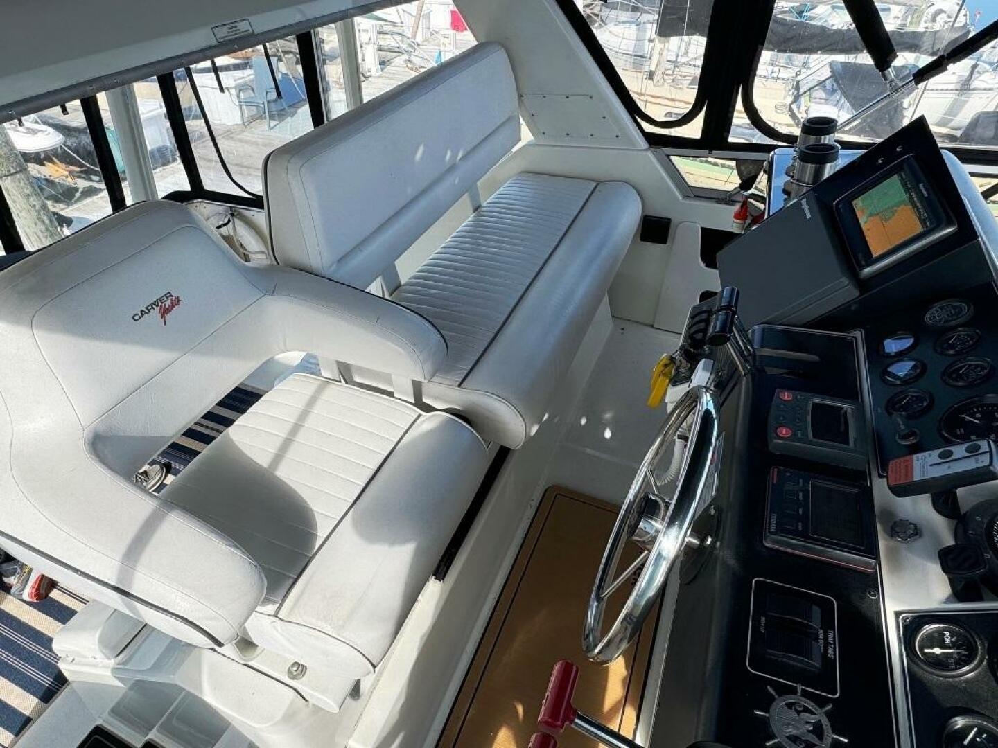 Slide: The Image of Carver 355 Aft Cabin 1995 - 4721471