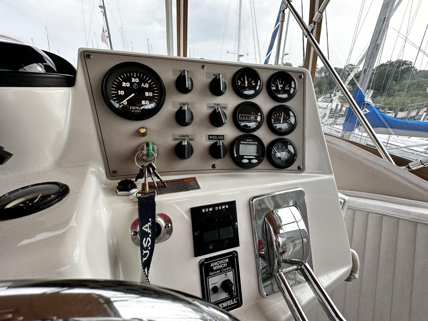 Slide: The Image of Carver 356 Motor Yacht 1999 - 4551948