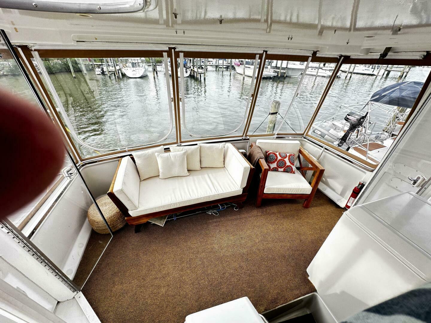 Slide: The Image of Carver 356 Motor Yacht 1999 - 4551951