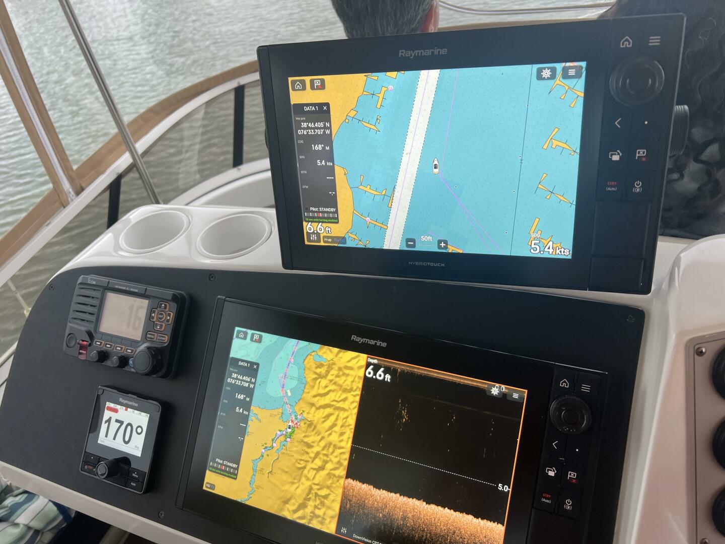 Slide: The Image of New dual screens for easy nav! - 4706018