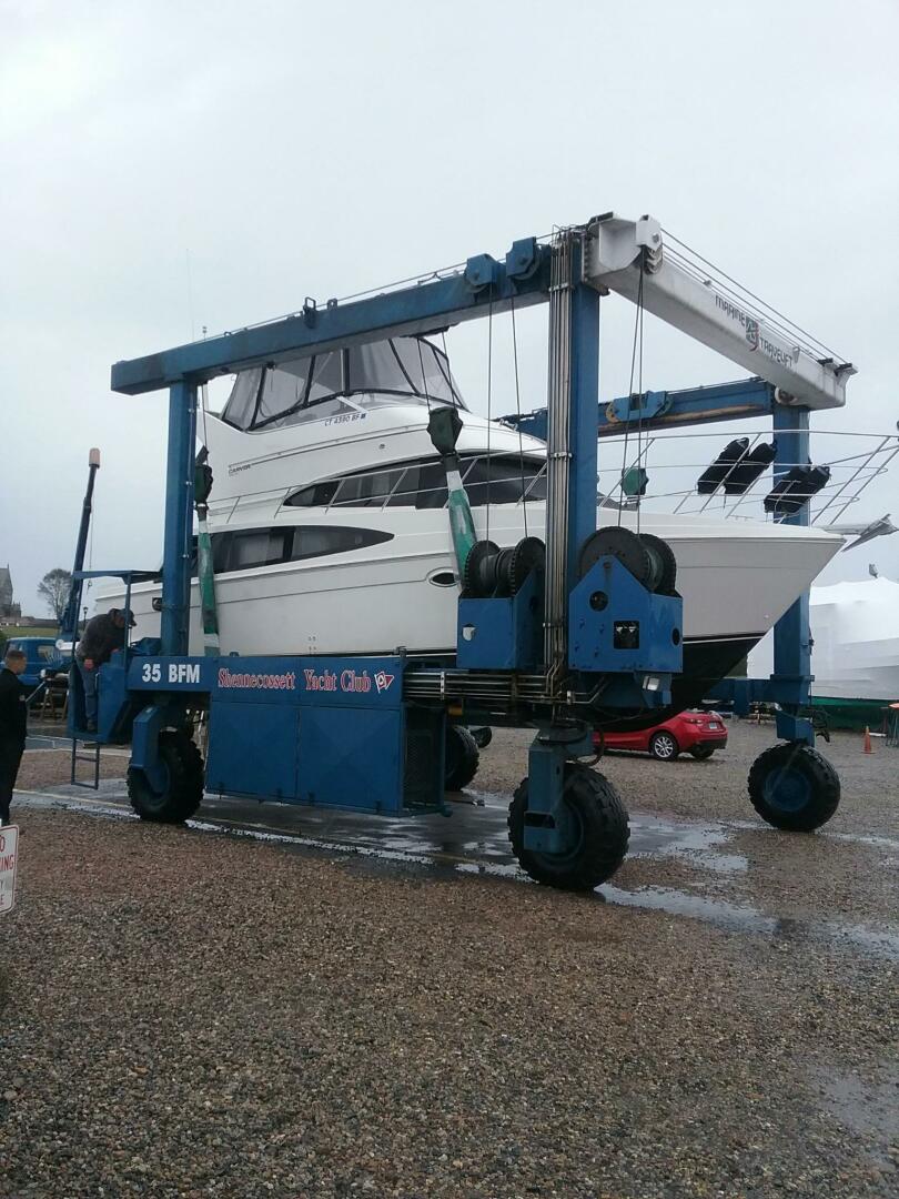 Slide: The Image of Carver 360 Sport Sedan 2003 - 5173593