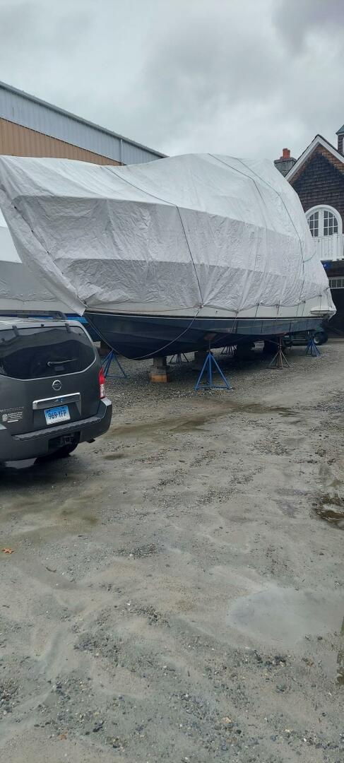 Slide: The Image of Carver 360 Sport Sedan 2003 - 5173598