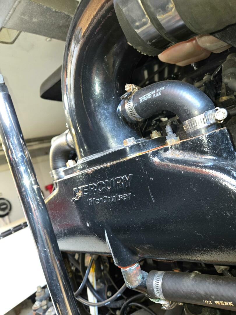 Slide: The Image of Carver 360 Sport Sedan 2003 - 5219179