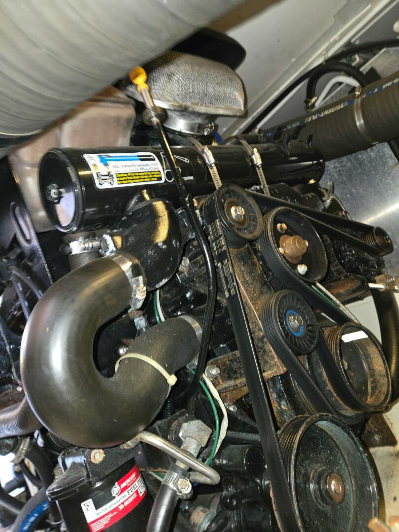 Slide: The Image of Carver 360 Sport Sedan 2003 - 5219181