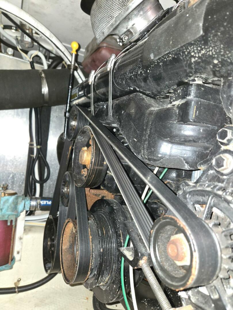 Slide: The Image of Carver 360 Sport Sedan 2003 - 5219182