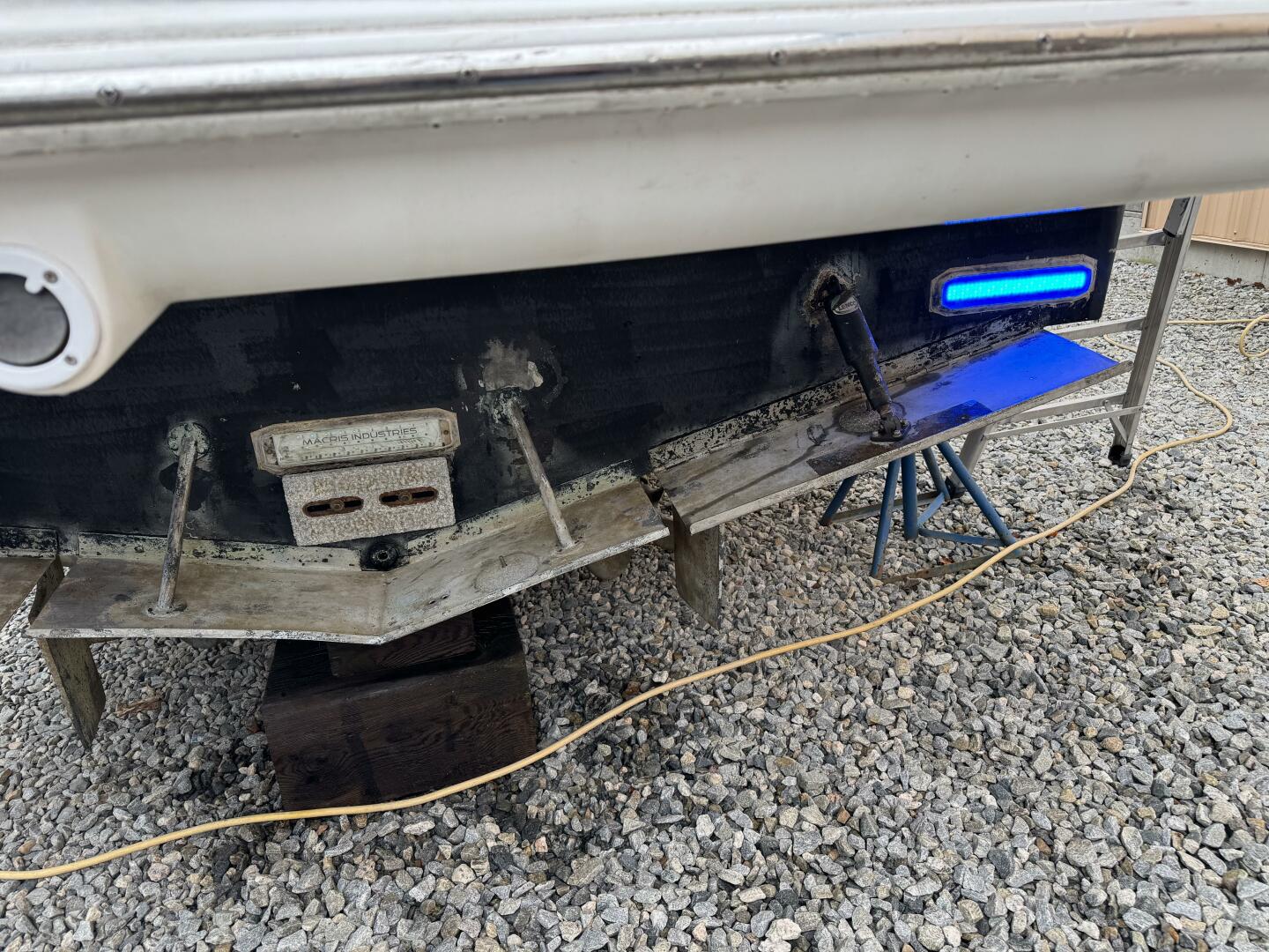 Slide: The Image of Carver 360 Sport Sedan 2003 - 5219185