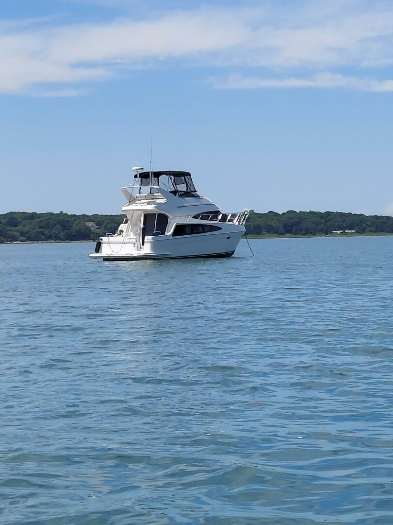 Slide: The Image of Carver 360 Sport Sedan 2003 - 5270583