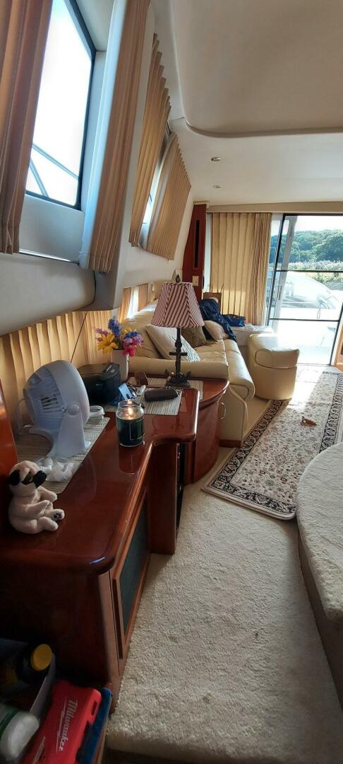 Slide: The Image of Carver 360 Sport Sedan 2003 - 5270586