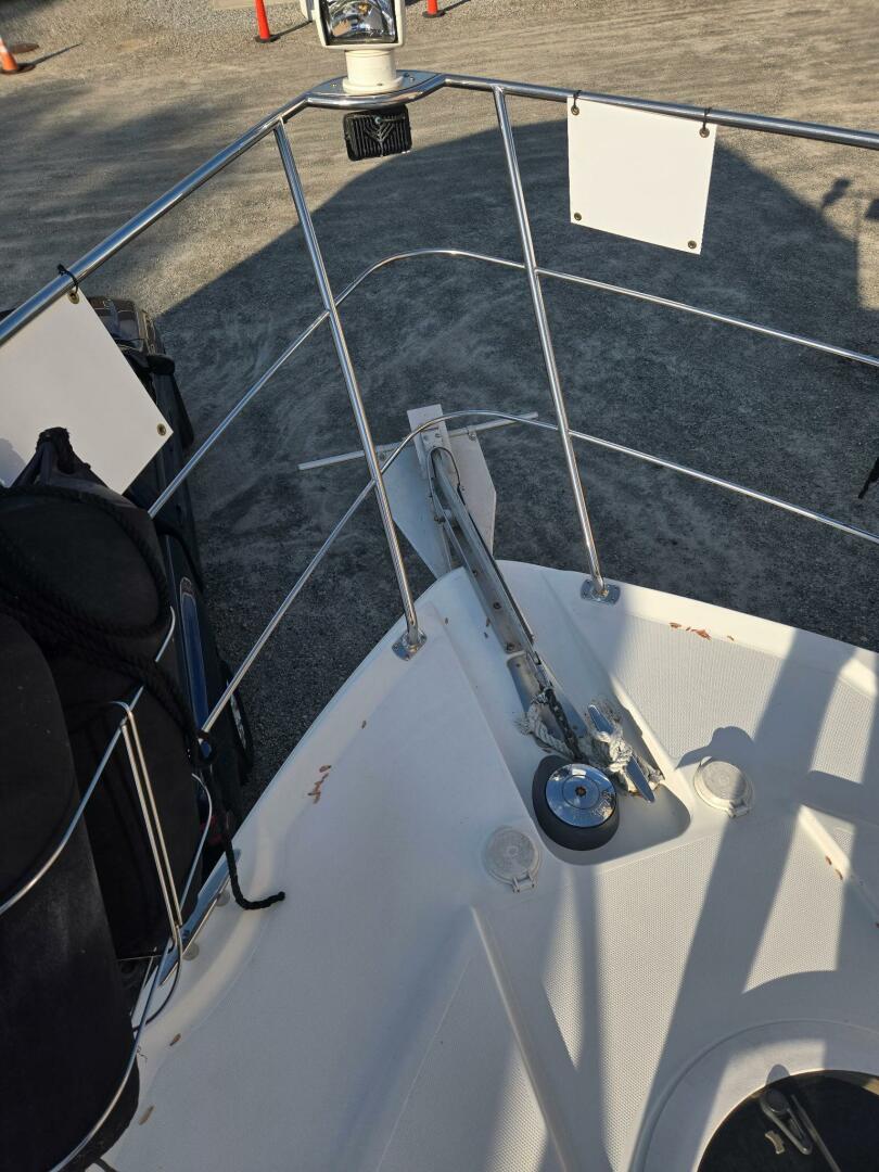 Slide: The Image of Carver 360 Sport Sedan 2003 - 5348885