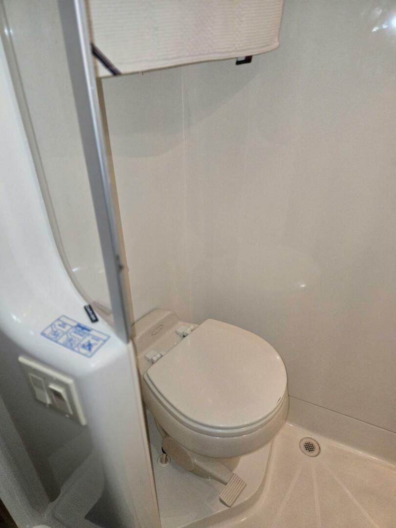 Slide: The Image of Carver 360 Sport Sedan 2003 - 5348892