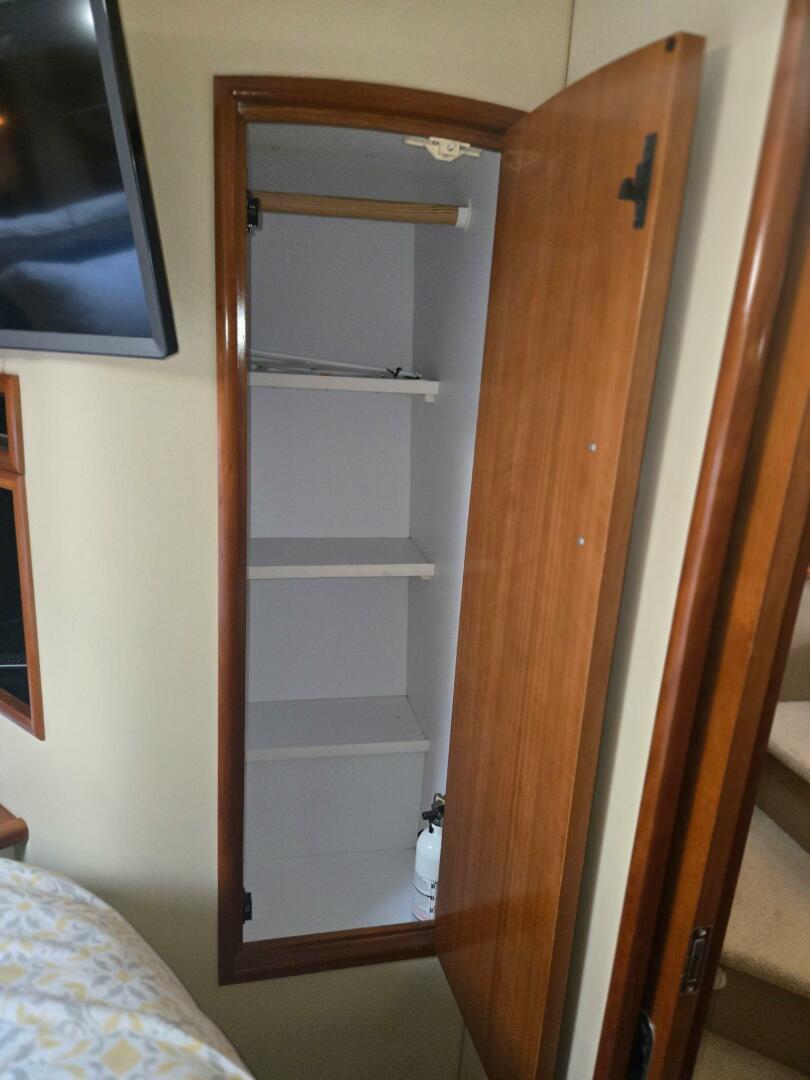 Slide: The Image of Carver 360 Sport Sedan 2003 - 5348902