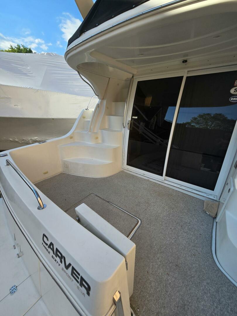 Slide: The Image of Carver 360 Sport Sedan 2003 - 5348912