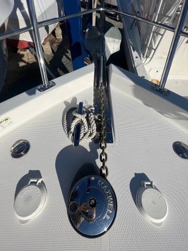 Slide: The Image of Bow of a 2006 Carver 36 Mariner with anchor and Maxwell windlass. - 45