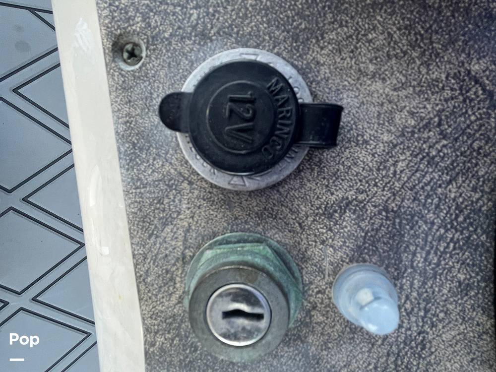 Slide: The Image of Carver 36SS 2005 - 15502102