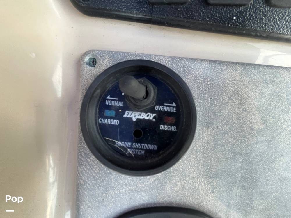 Slide: The Image of Carver 36SS 2005 - 15502107