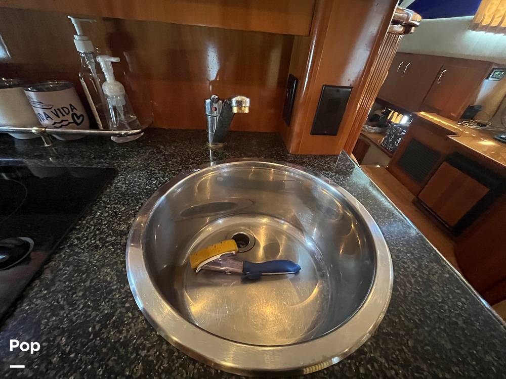 Slide: The Image of Carver 36SS 2005 - 15502162