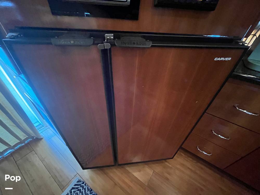 Slide: The Image of Carver 36SS 2005 - 15502171