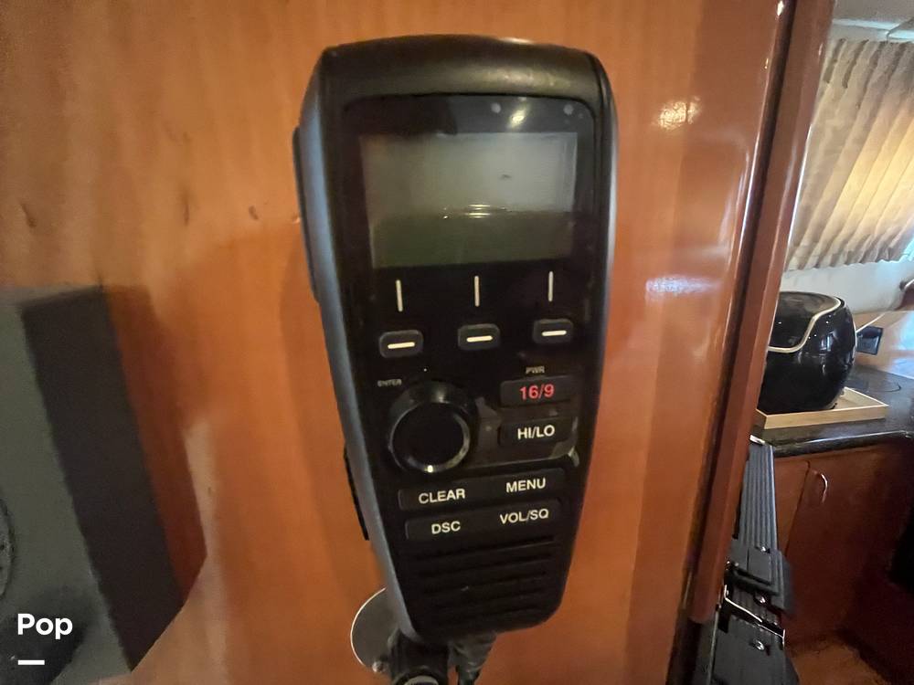 Slide: The Image of Carver 36SS 2005 - 15502178