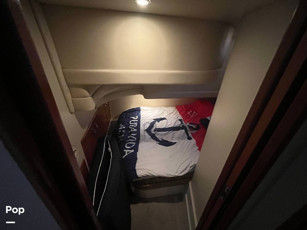 Slide: The Image of Carver 36SS 2005 - 15502191