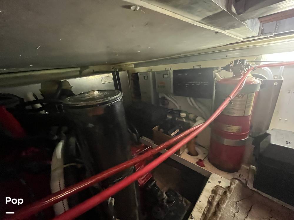 Slide: The Image of Carver 36SS 2005 - 15502211